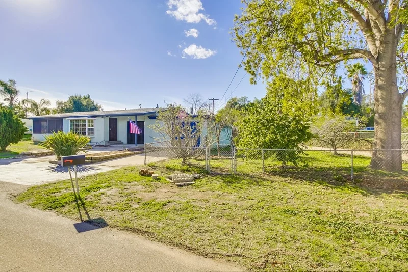 1903 Alexander Drive, Escondido, CA 92025