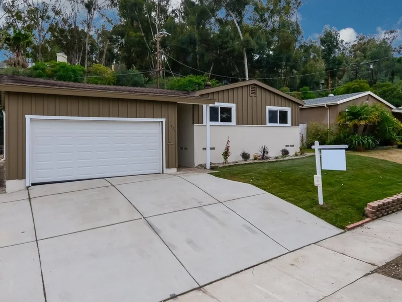 871 Deland Ct, El Cajon, CA 92020