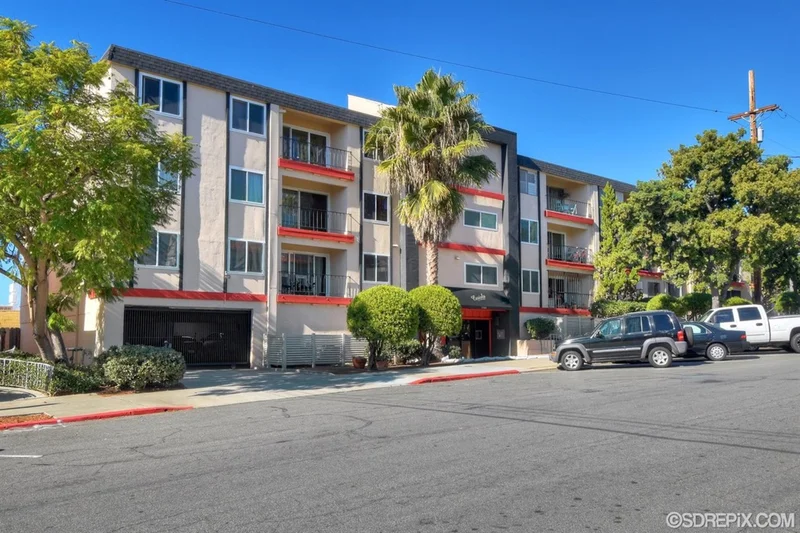 2244 2nd Avenue #30, San Diego, CA 92101