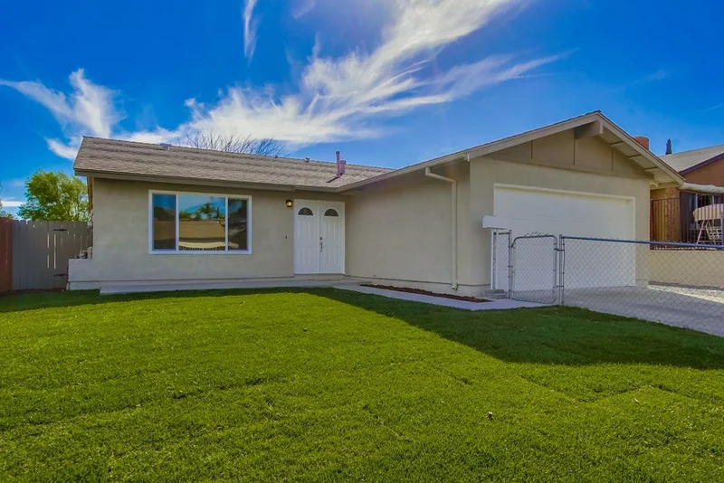 10119 Lafe, Santee, CA 92071