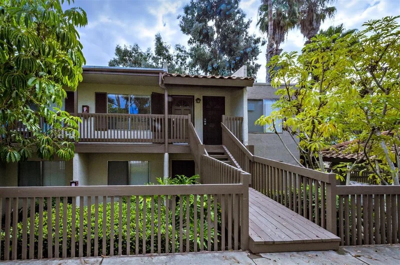 615 Vine #25, Oceanside, CA 92054