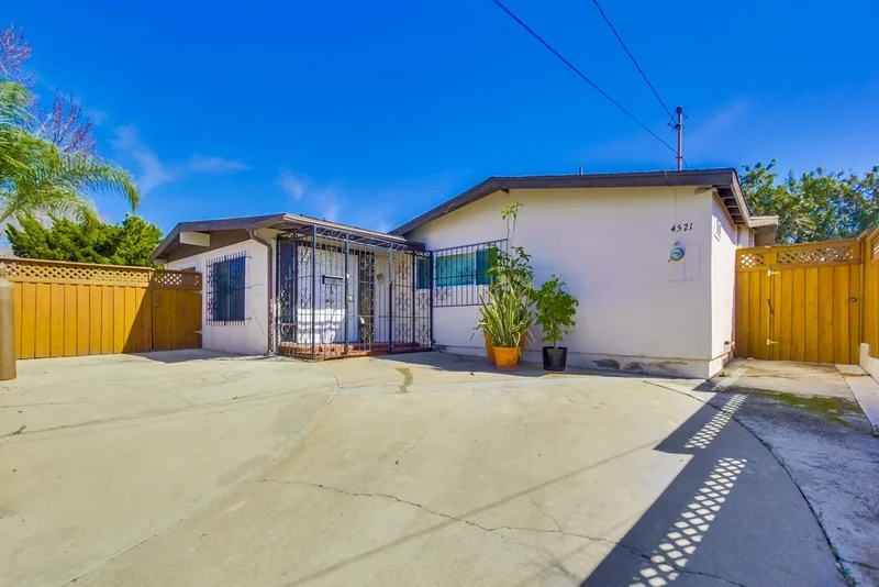 4521 Paola Way, San Diego, CA 92117