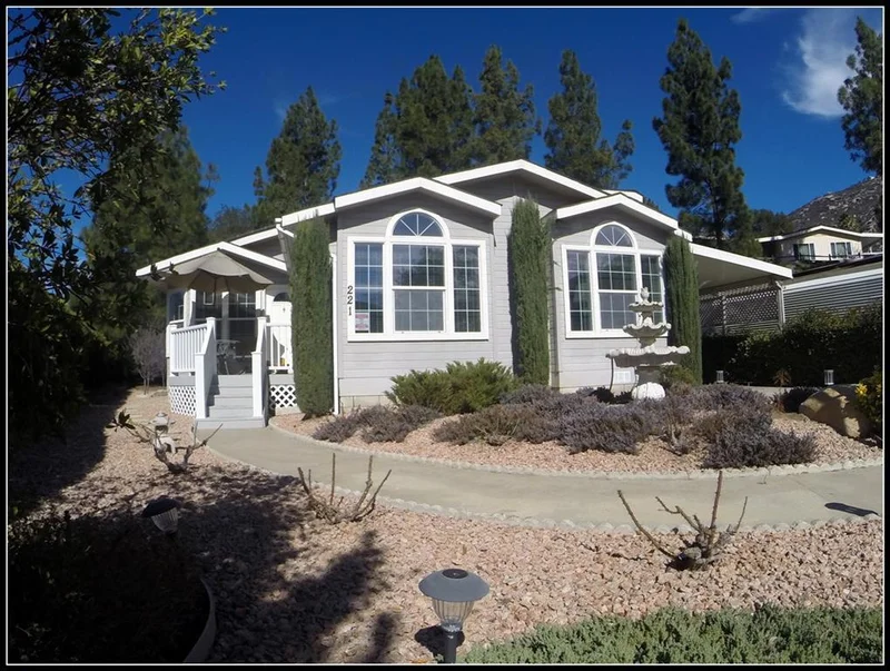 8975 Lawrence Welk Drive #221, Escondido, CA 92026