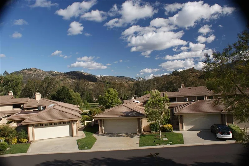 8571 Circle R Course Ln., Escondido, CA 92026