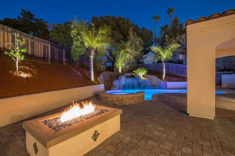 8780 Carlton Oaks Dr., Santee, CA 92071