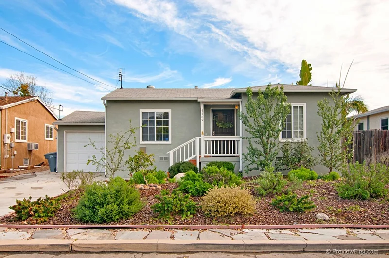 4509 Olive, La Mesa, CA 91942