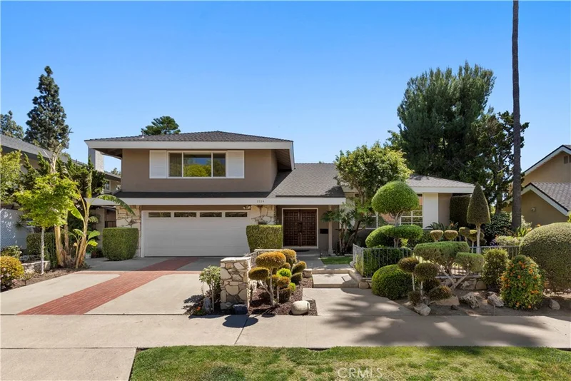 2724 Lakeside, Orange, CA 92867