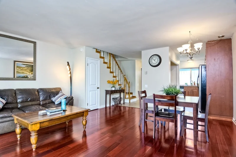 11489 Matinal Cir., San Diego, CA 92127