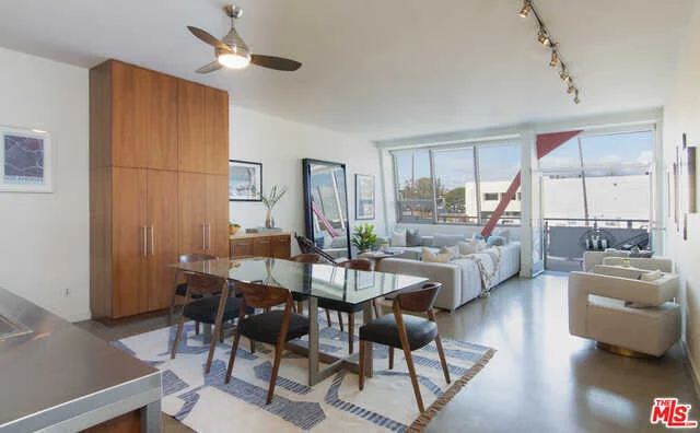 615 Hampton #A203, Venice, CA 90291
