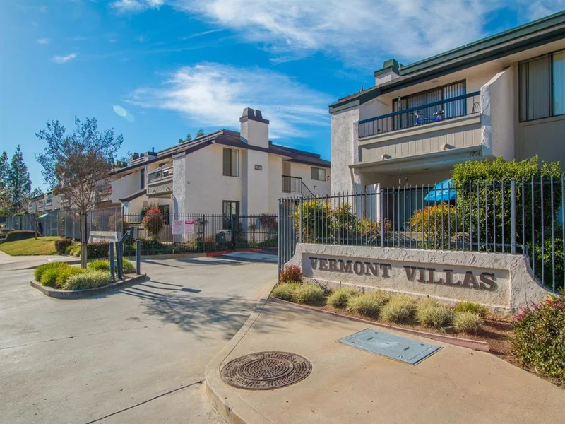 450 Vermont Ave #2203, Escondido, CA 92025