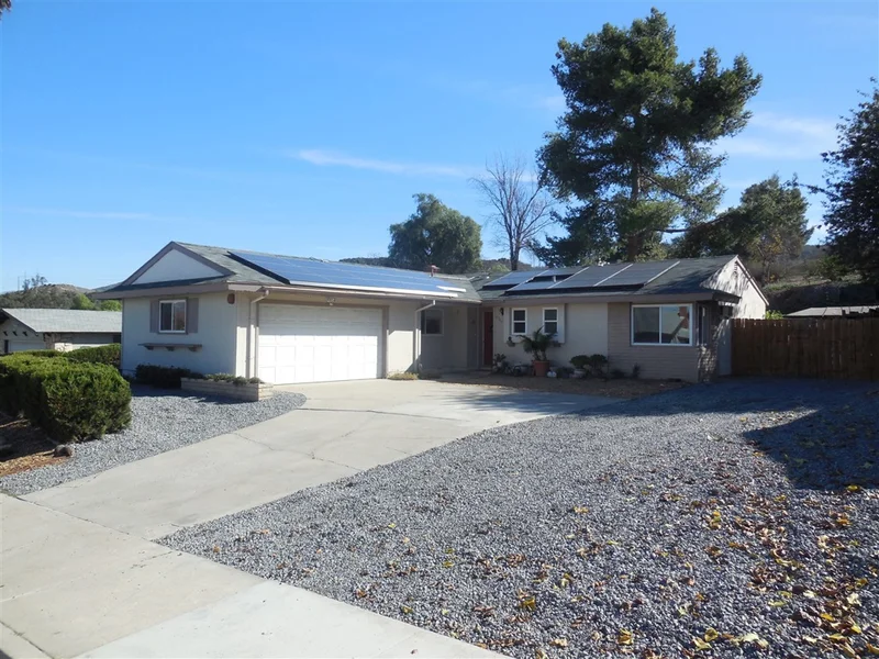 8546 Via Consuelo, El Cajon, CA 92021