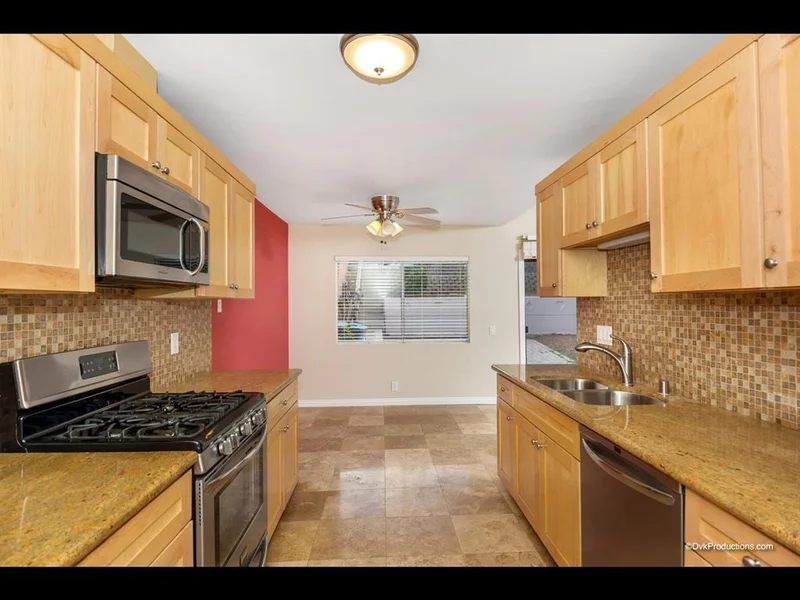 556 Charlotte, San Marcos, CA 92069