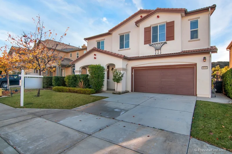 4134 Lake Circle Dr, Fallbrook, CA 92028
