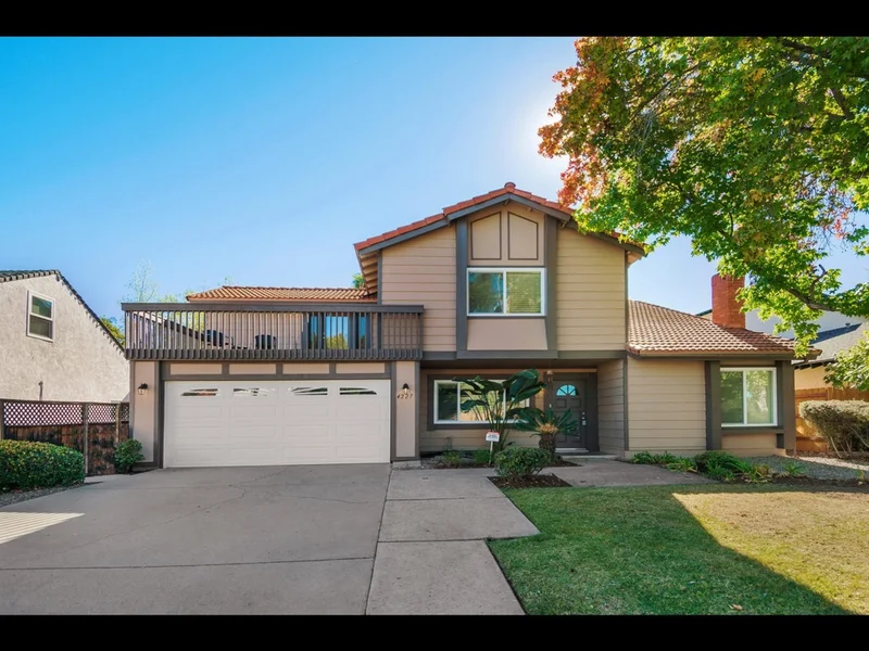 4227 Cosira, San Diego, CA 92124