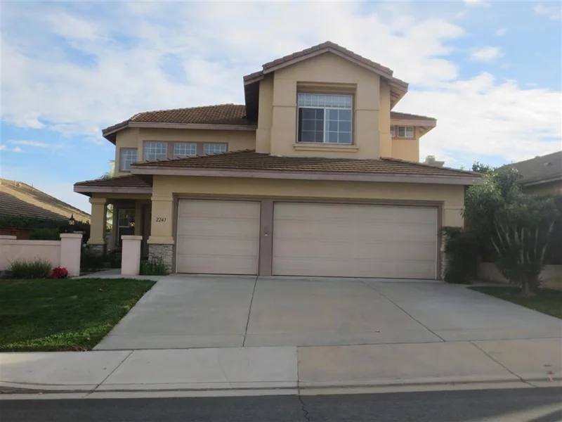 2247 Rock View Glen, Escondido, CA 92026