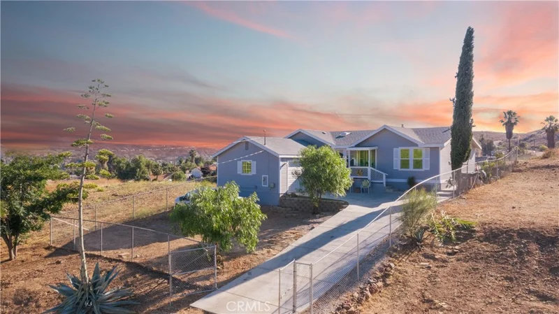 29517 La Pina, Menifee, CA 92587
