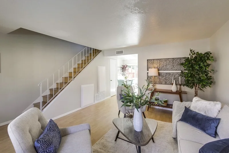 4231 Lowell #9, La Mesa, CA 91941