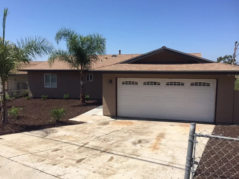 854 Winston, San Diego, CA 92114