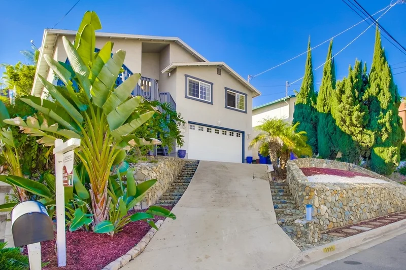 1226 La Presa, Spring Valley, CA 91977