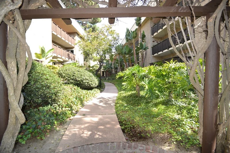 6314 Friars Rd #217, San Diego, CA 92108