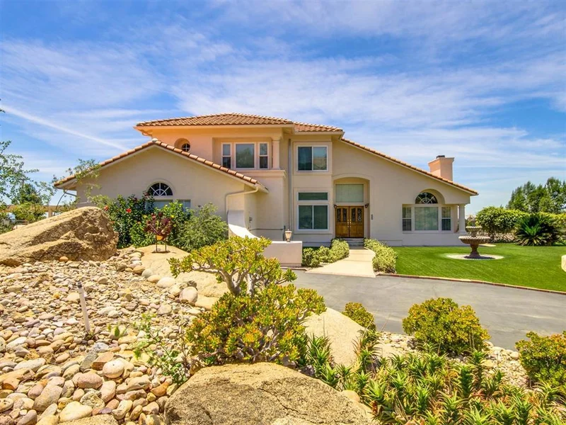 415 Alpine Trail, Alpine, CA 91901