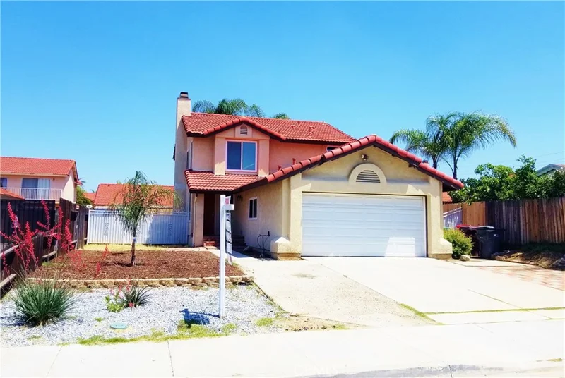 22954 Dracaea, Moreno Valley, CA 92553