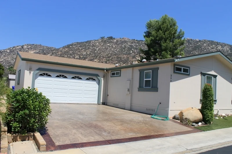 8975 Lawrence Welk Drive #390, Escondido, CA 92026