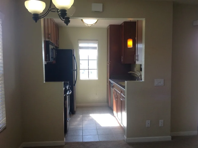 10341 Azuaga Street #246, San Diego, CA 92129