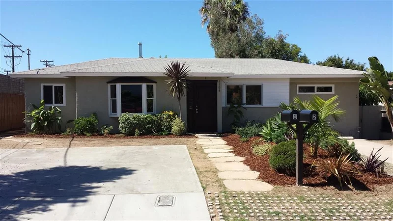1184 Arcadia Rd, Encinitas, CA 92024