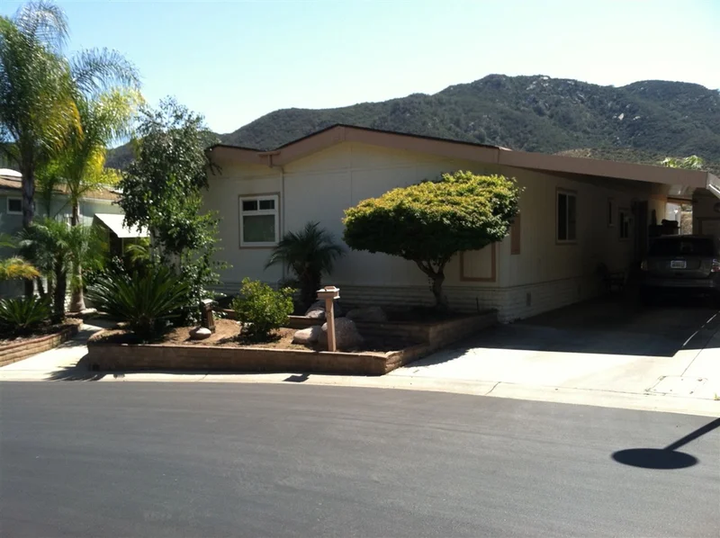 8975 Lawrence Welk Dr #324, Escondido, CA 92026