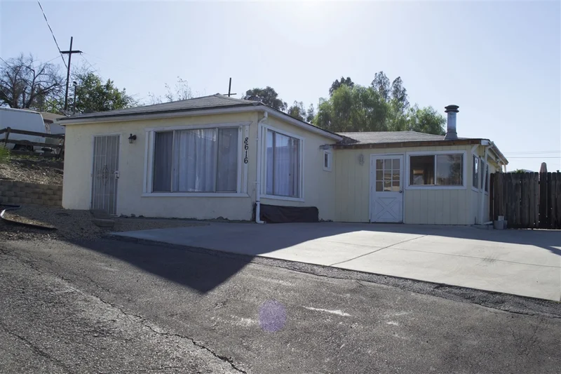 8616 La Butte Ln., Santee, CA 92071