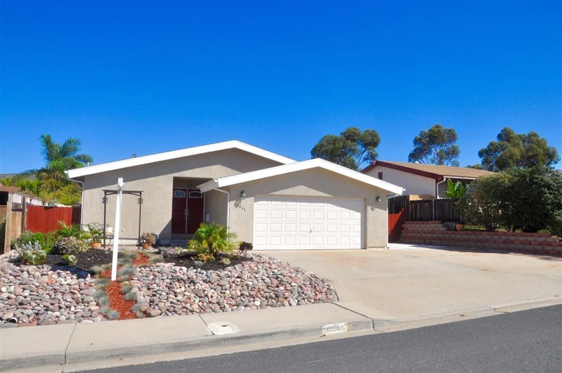 8536 Rumson Dr., Santee, CA 92071