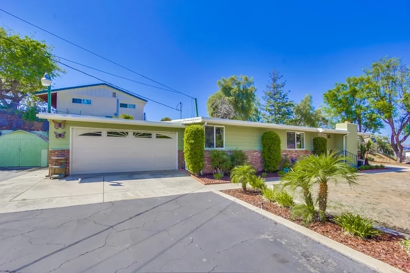 9138 Hillman Way, Lakeside, CA 92040