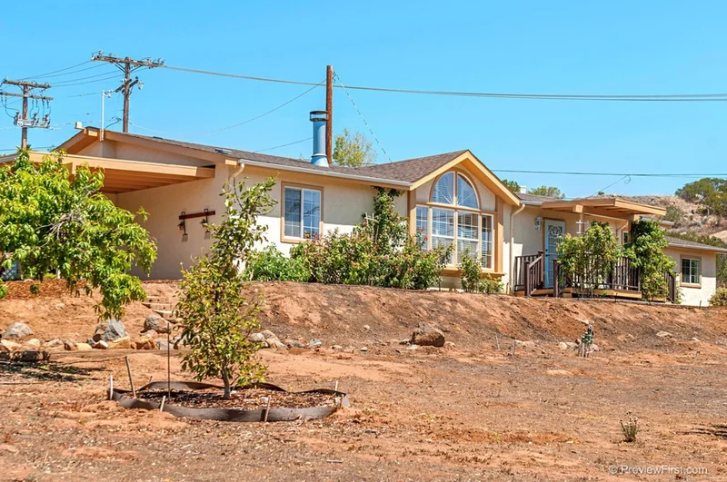 548 Arnold, Alpine, CA 91901