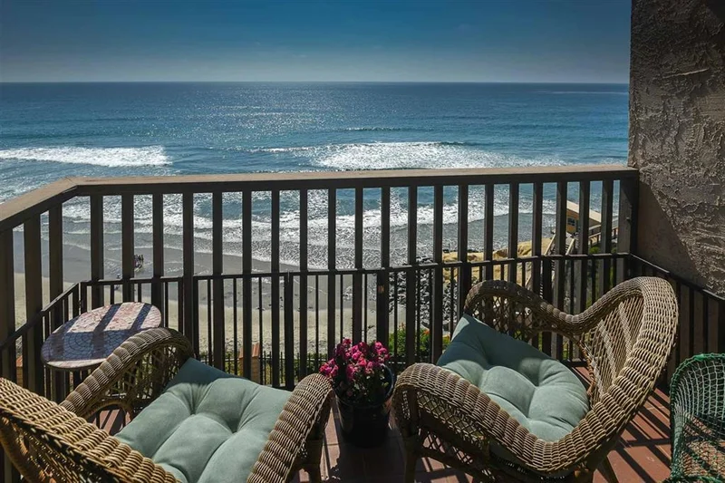 190 Del Mar Shores Terrace #28, Solana Beach, CA 92075