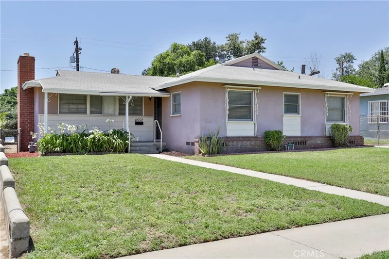 4552 Mountain View, San Bernardino, CA 92407