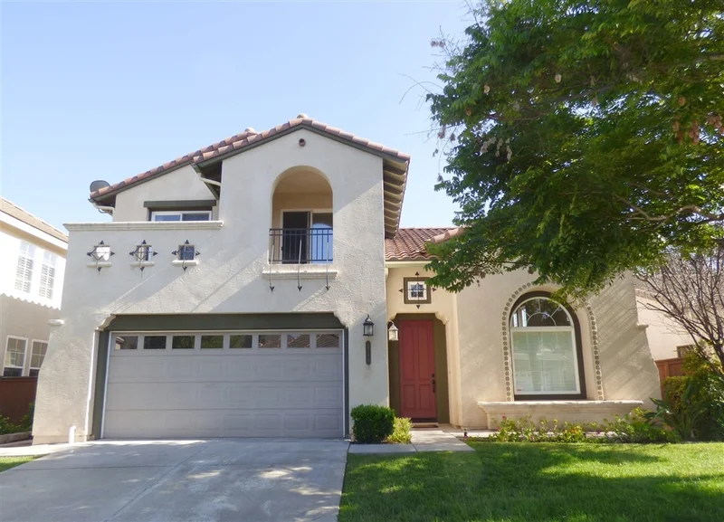 2760 Valley Creek Dr, Chula Vista, CA 91914