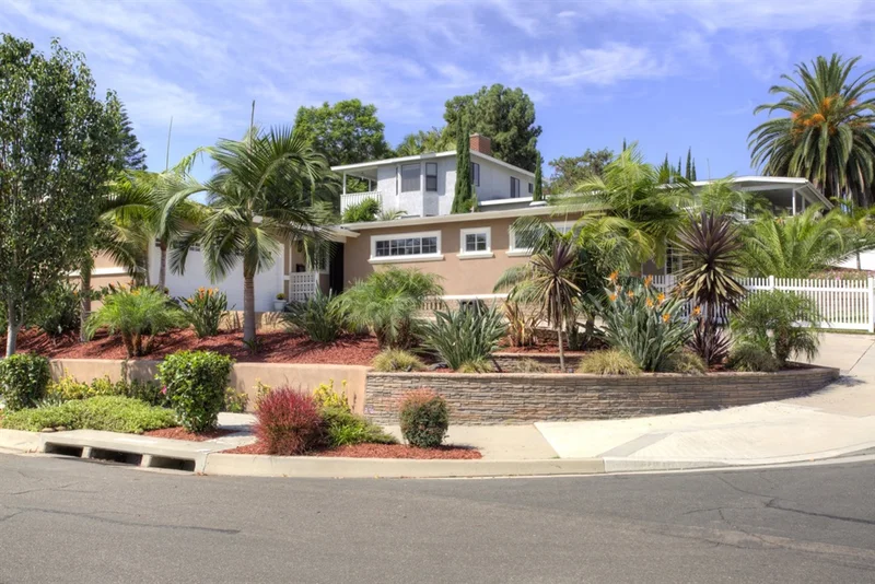 8979 Geraldine Ave, San Diego, CA 92123