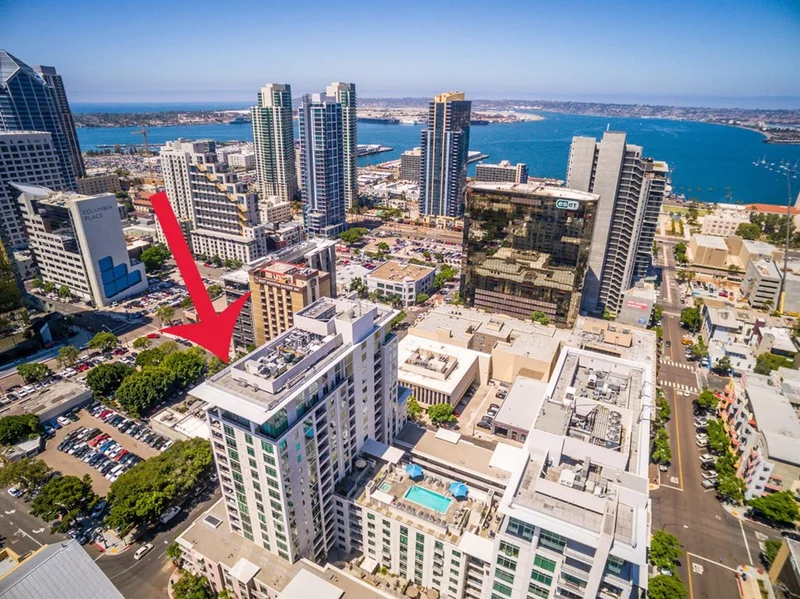 425 Beech St #1202, San Diego, CA 92101