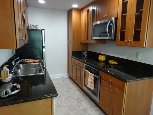 8509 Villa La Jolla Drive K, La Jolla, CA 92037
