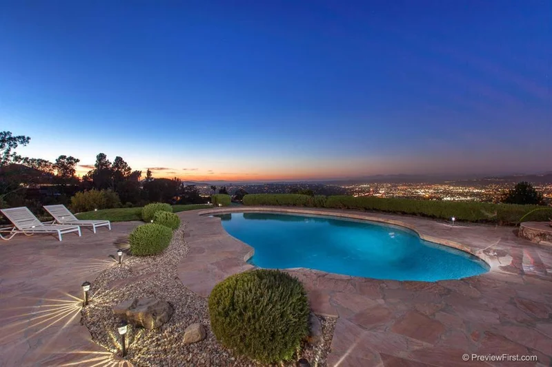10224 Fuerte Drive, La Mesa, CA 91941