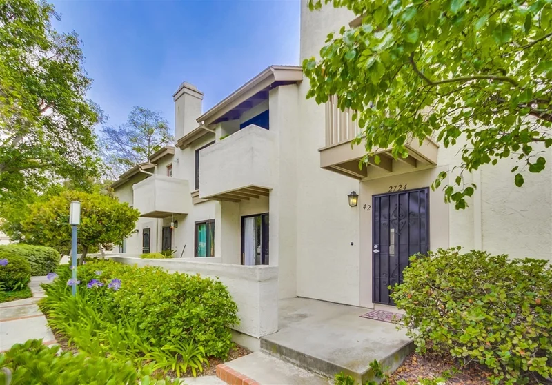 2724 Ariane Drive #42, San Diego, CA 92117