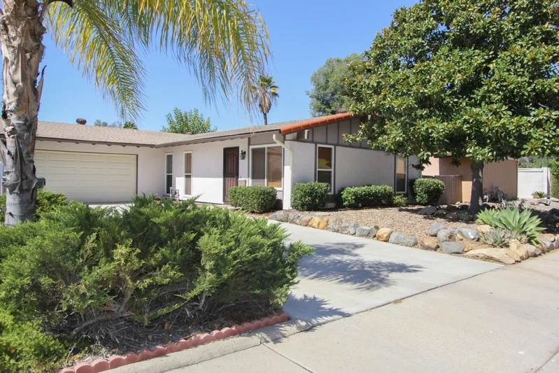 3010 Hypoint Ave, Escondido, CA 92027