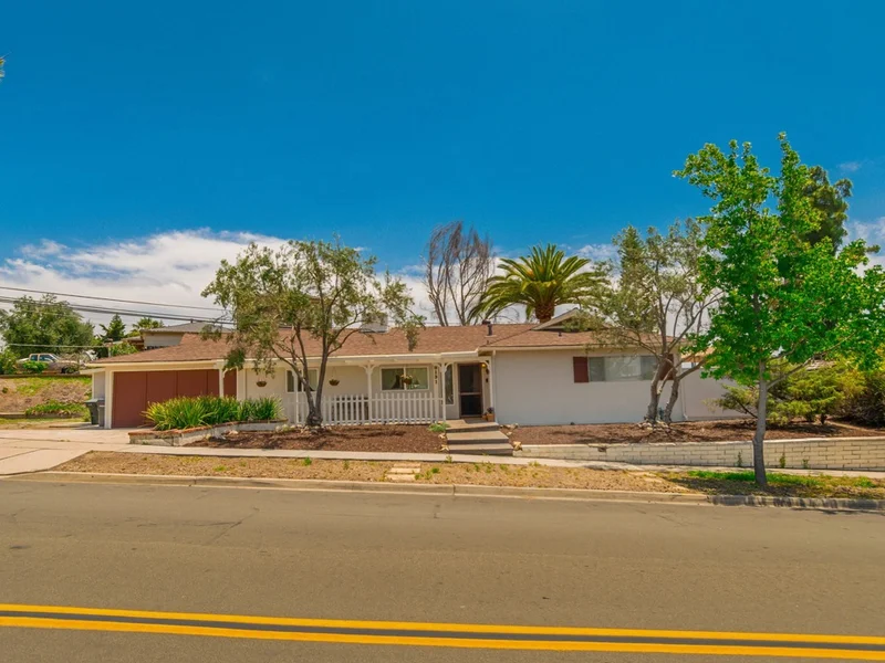 9131 Southern, La Mesa, CA 91942