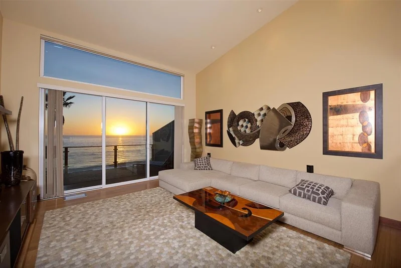 1860 Parliament, Encinitas, CA 92024