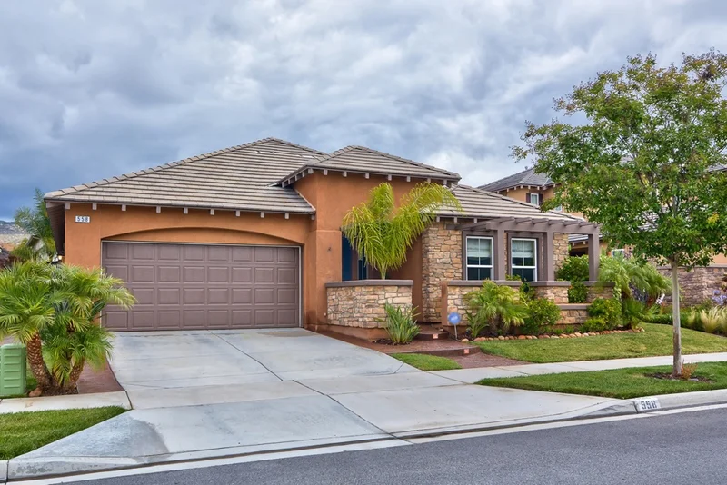 558 Dana Lane, Escondido, CA 92027