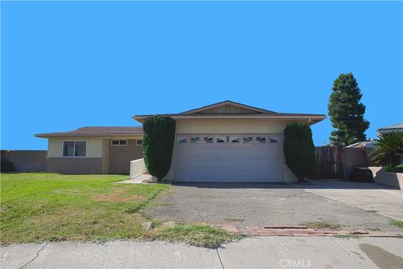 4531 Flora, Montclair, CA 91763