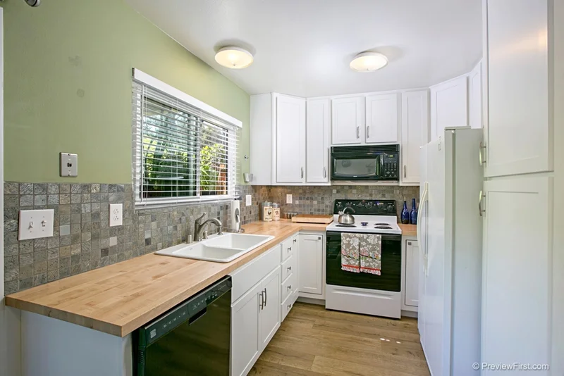 10273 Black Mountain #M1, San Diego, CA 92126