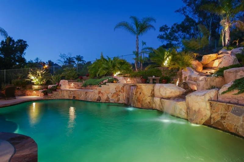 1905 Oxford Court, Vista, CA 92081