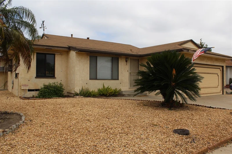6195 Nagel St, La Mesa, CA 91942